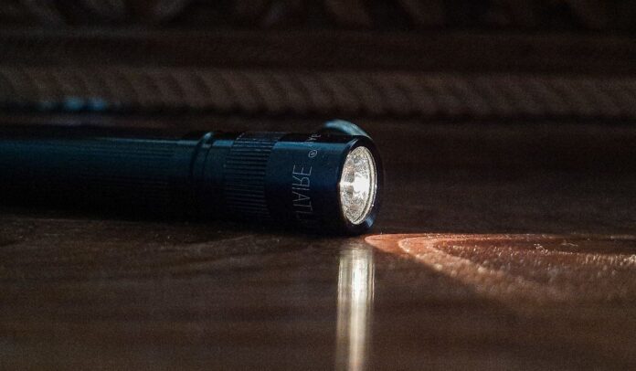 Paras pieni taskulamppu vertailu