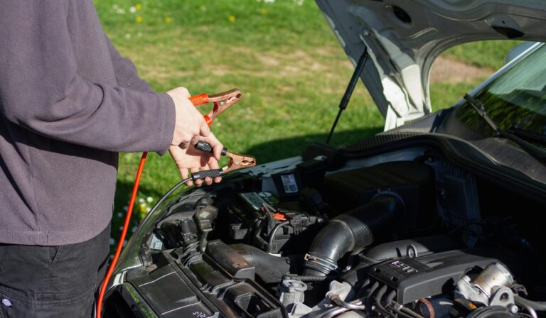 Paras akkutesteri testi