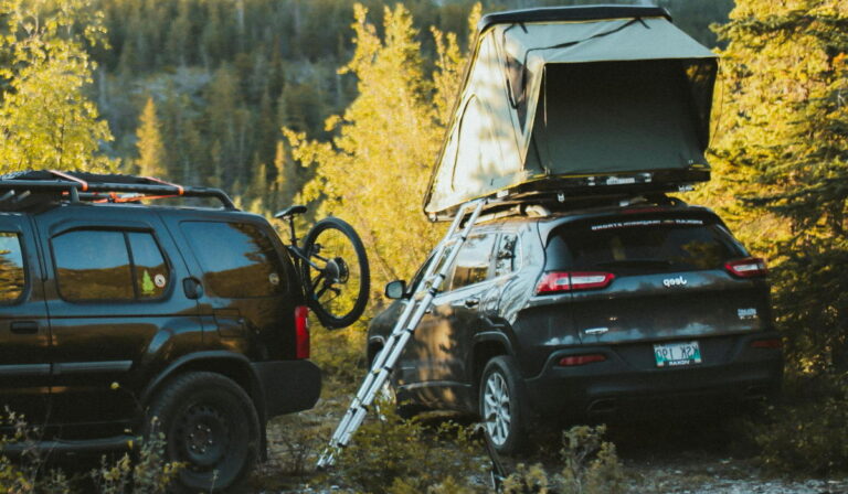 Paras kattoteltta autoon vertailu