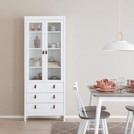 Madrid vitriini leveä valkoinen