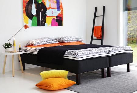 Lumi bonnell runkopatjapaketti 160x200 musta Bianca, wenge jalat, ilman petauspa