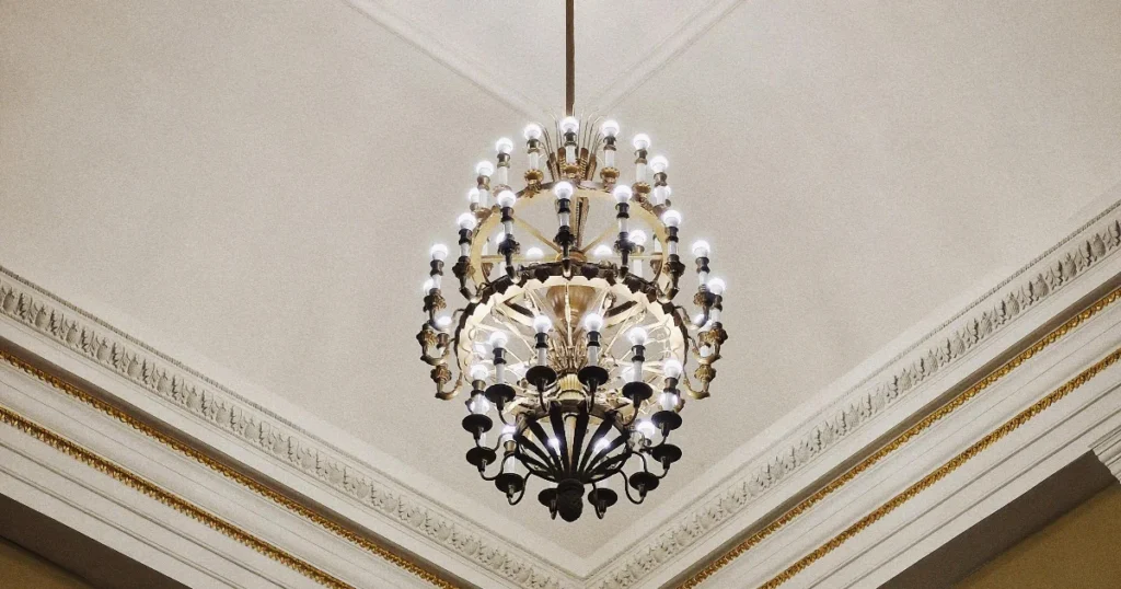 Paras kattokruunu testi