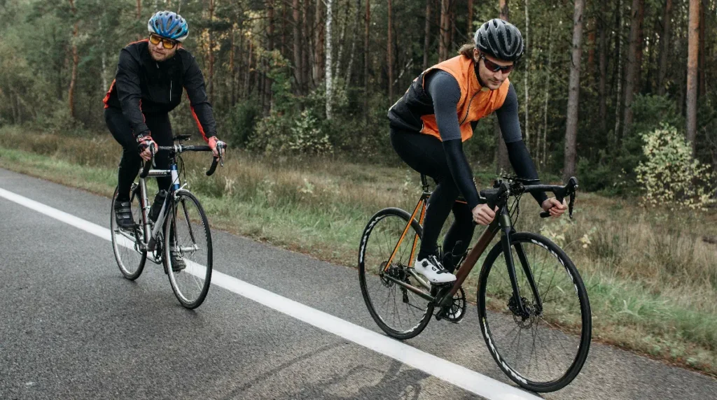 Paras pyöräilytakki testi